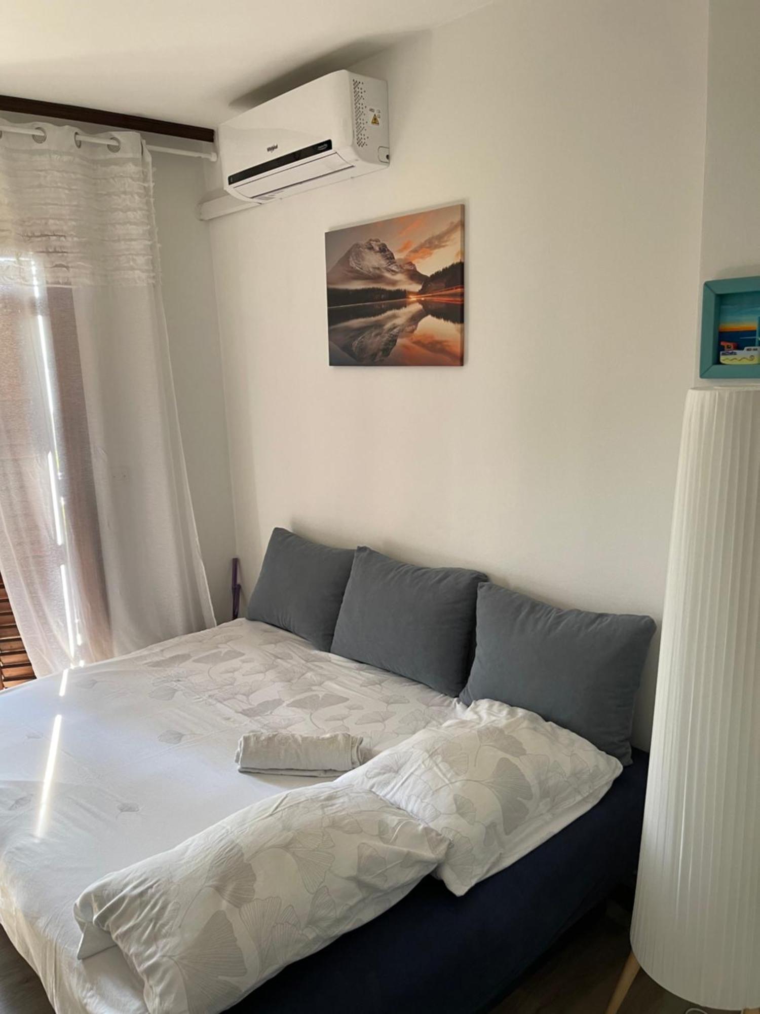 Apartman Hrusta ซริกเวนิซา ภายนอก รูปภาพ